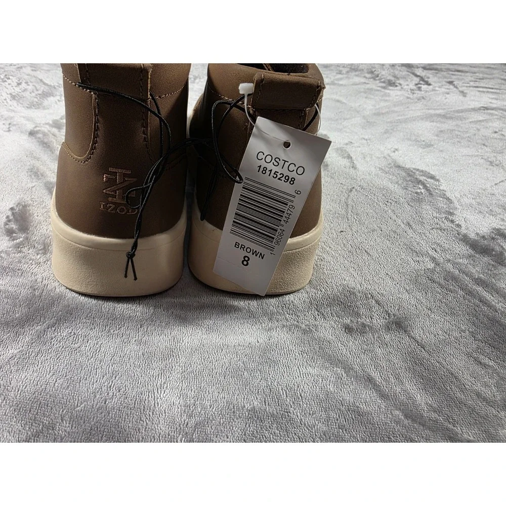 IZOD Men's Size 8 PALMER Chukka Boot BROWN NIB‎